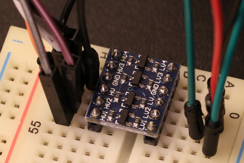 Closeup of the 4 inputs/outputs level converter PCB